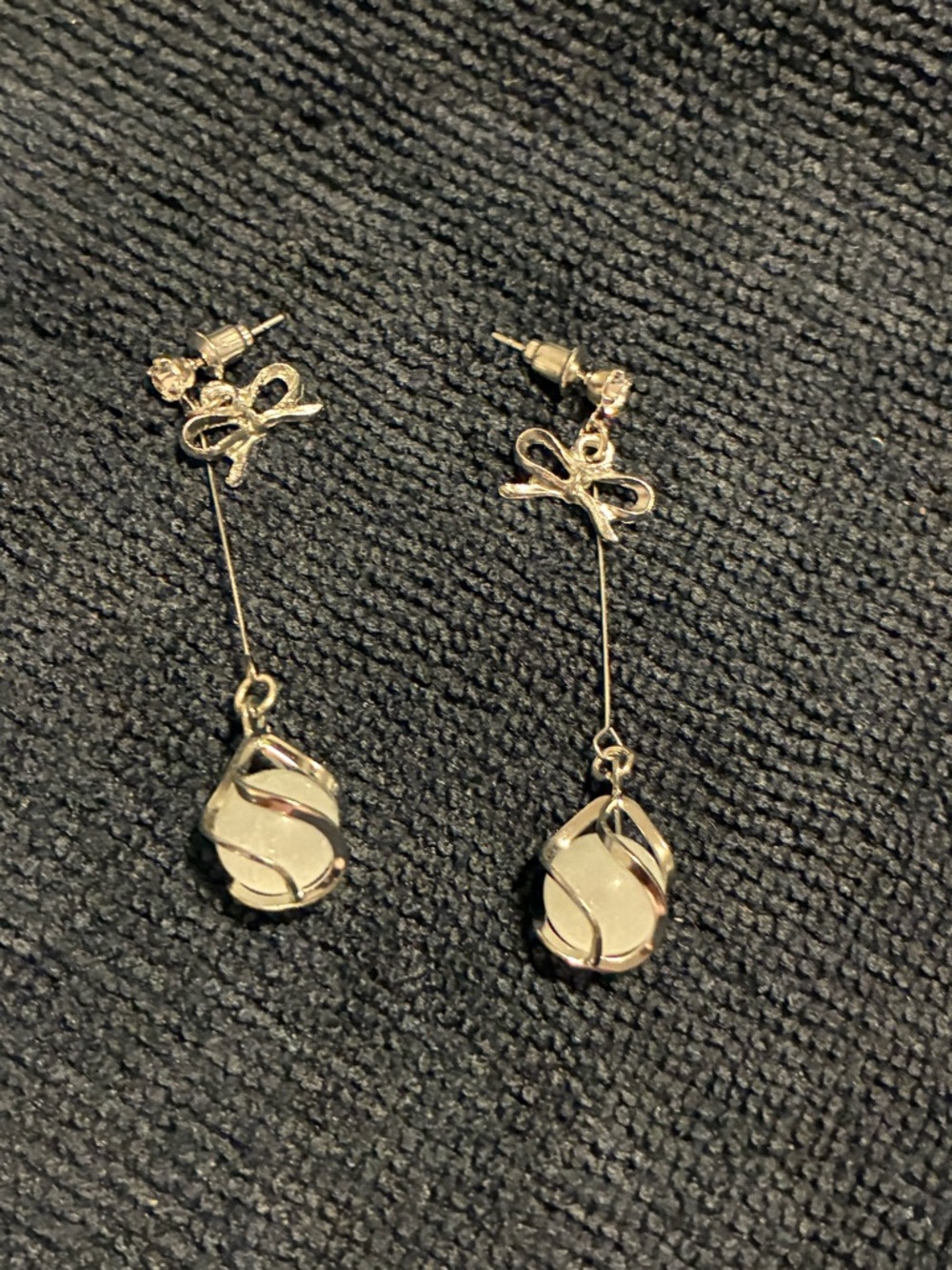 Delicate Silver Bow & Teardrop Dangle Earrings